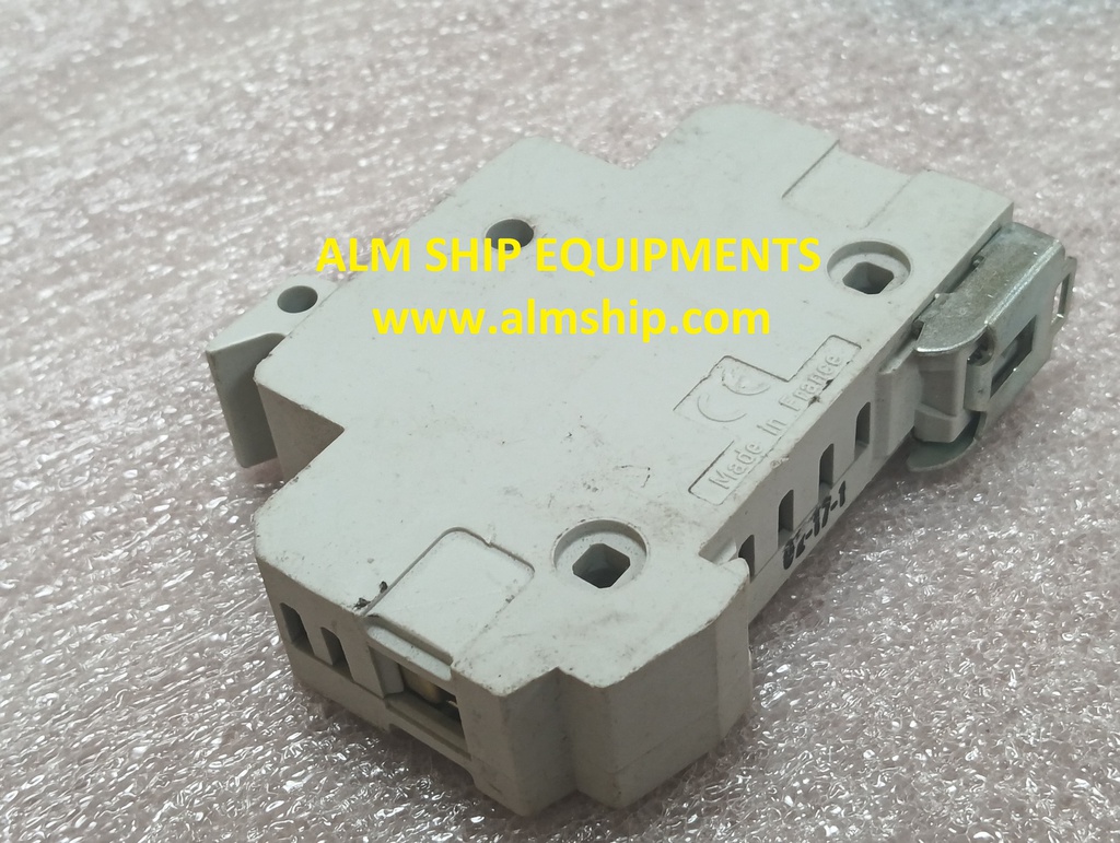 FUSE HOLDER/ HAGER/ L501