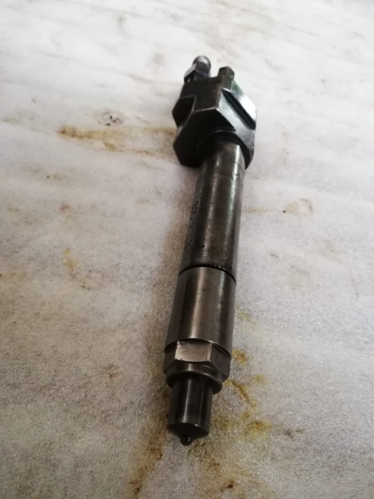 FUEL OIL INJECTION VALVE COOLING TYPE USED