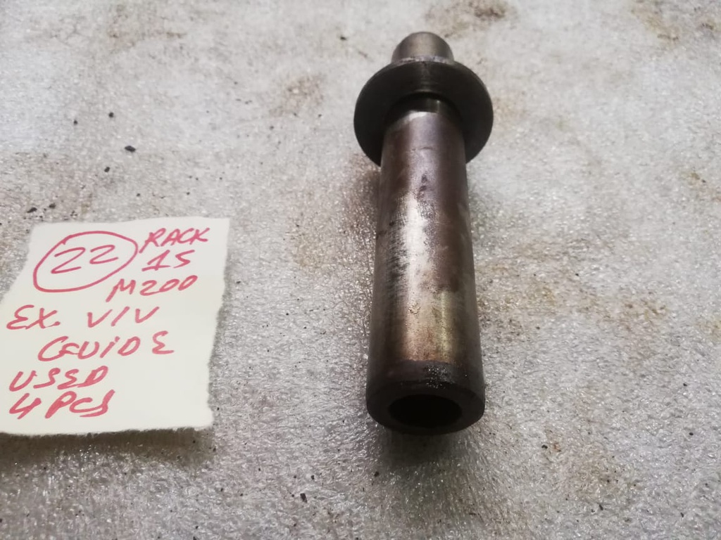 EXHAUST VALVE GUIDE USED