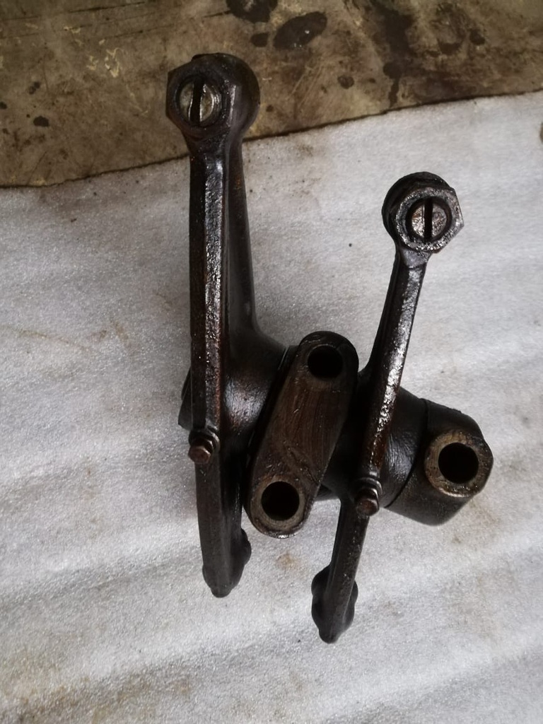 ROCKER ARM COMPLETE USED