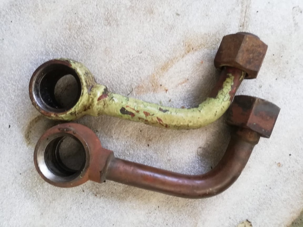 OIL COOLER CONNECTION PIPE USED