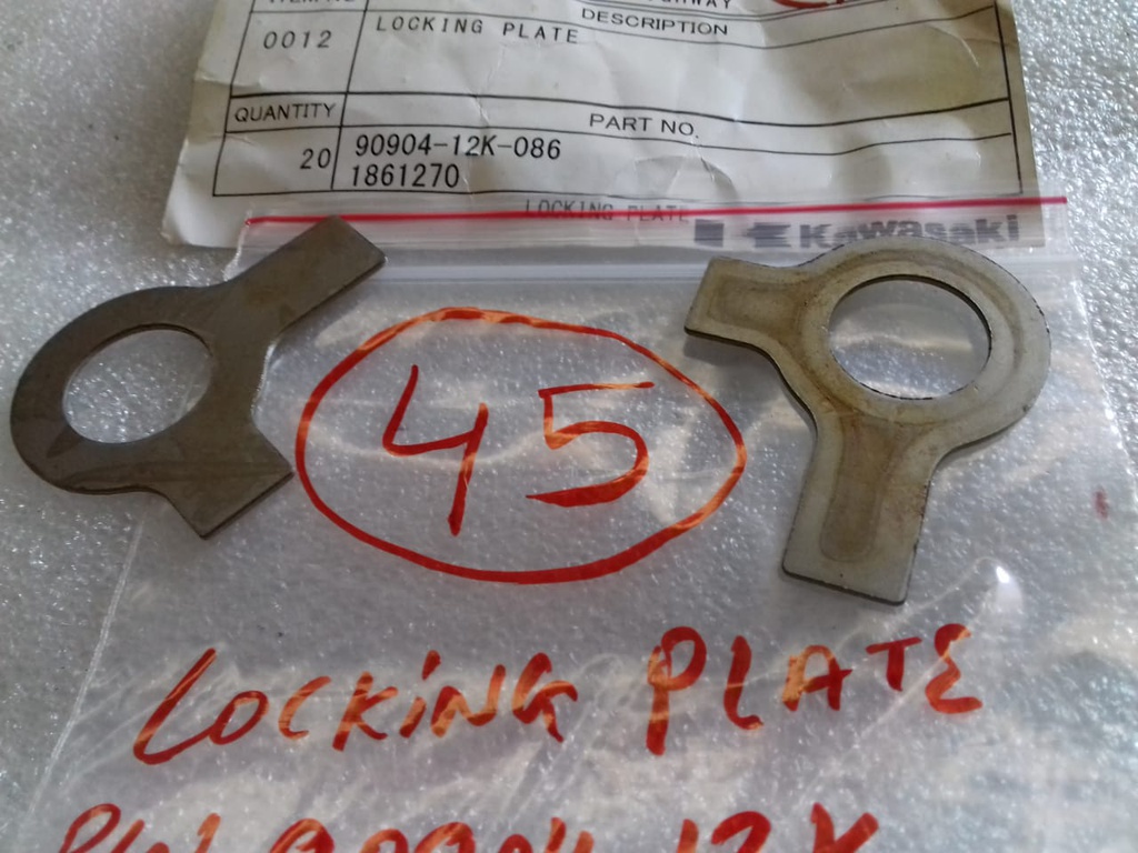 LOCKING PLATE-KAWASAKI 8S60MCE