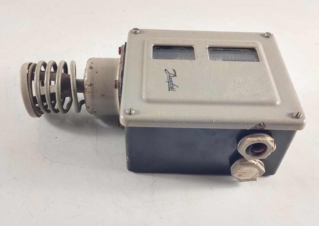 DANFOSS RT 34 TEMPERATURE SWITCH