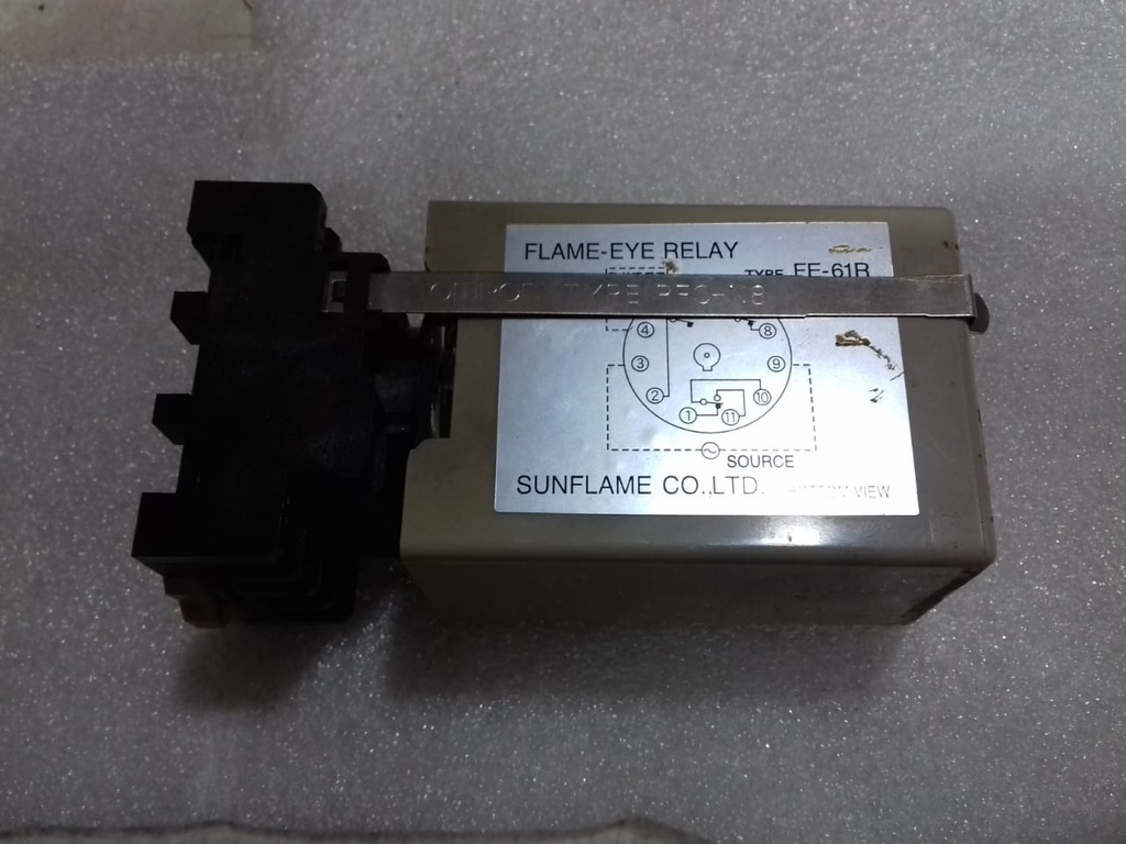SUNFLAME EYE RELAY FE-61R WITH SOCKET