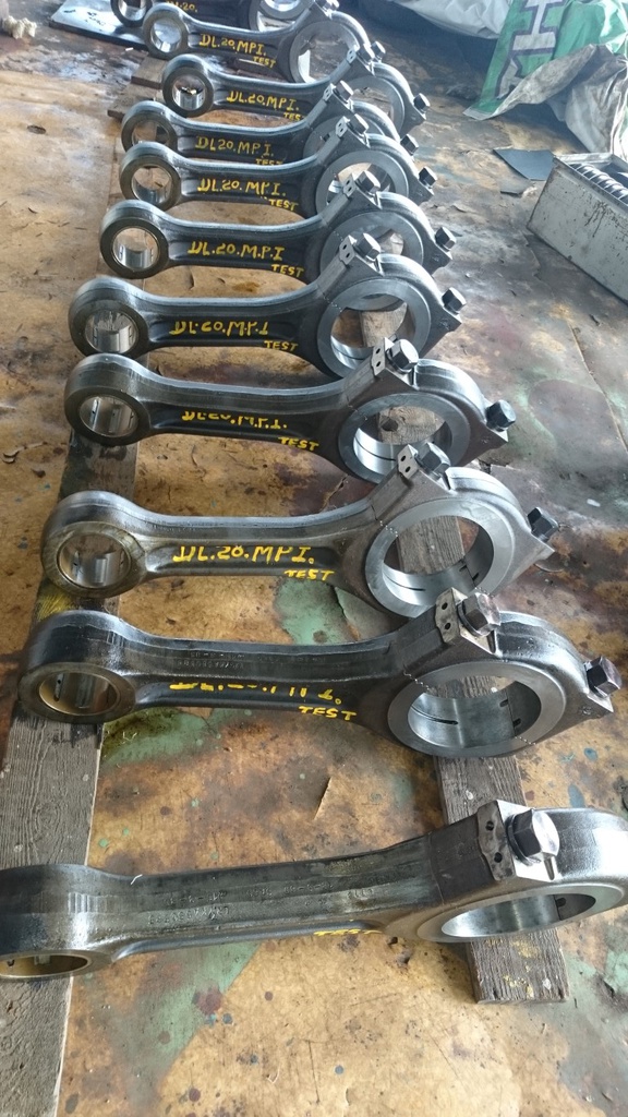 Connecting Rod For Daihatsu DL-20 USED