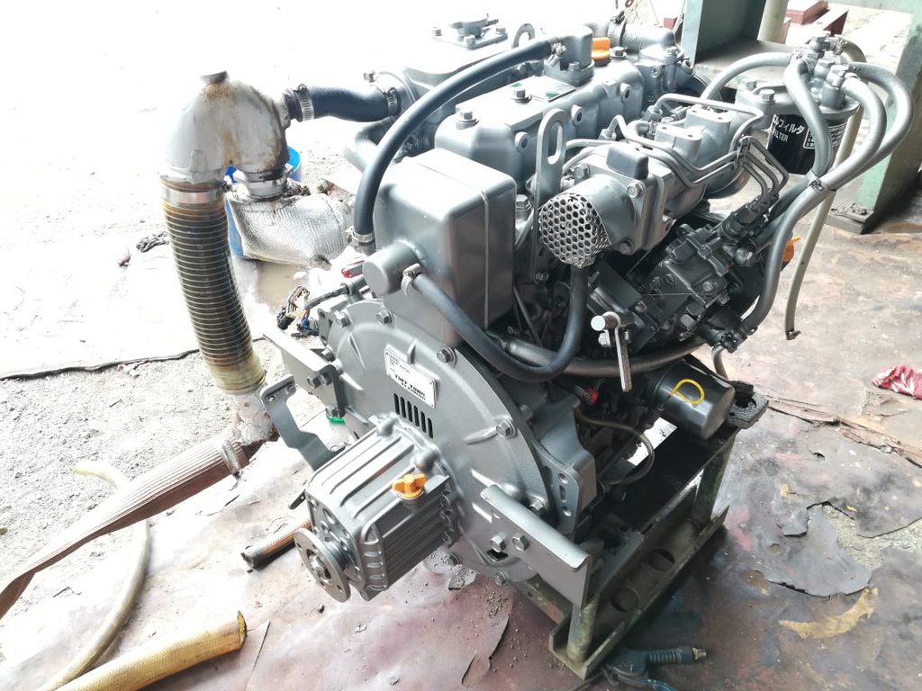 LIFE BOAT ENGINE YANMAR 3JH30A