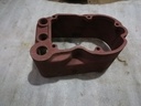 COVER UNDER CYLINDER HEAD USED