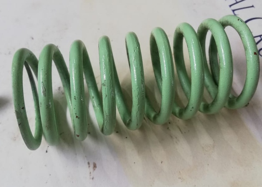 VALVE SPRING INNER USED