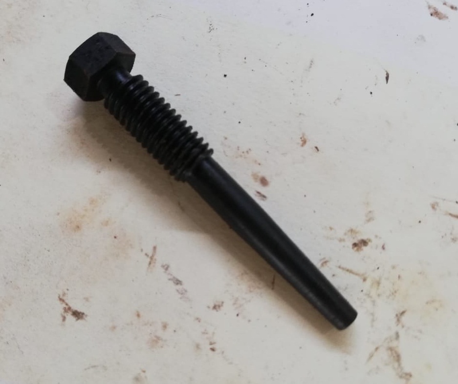 L.O. ADJUSTING SCREW USED