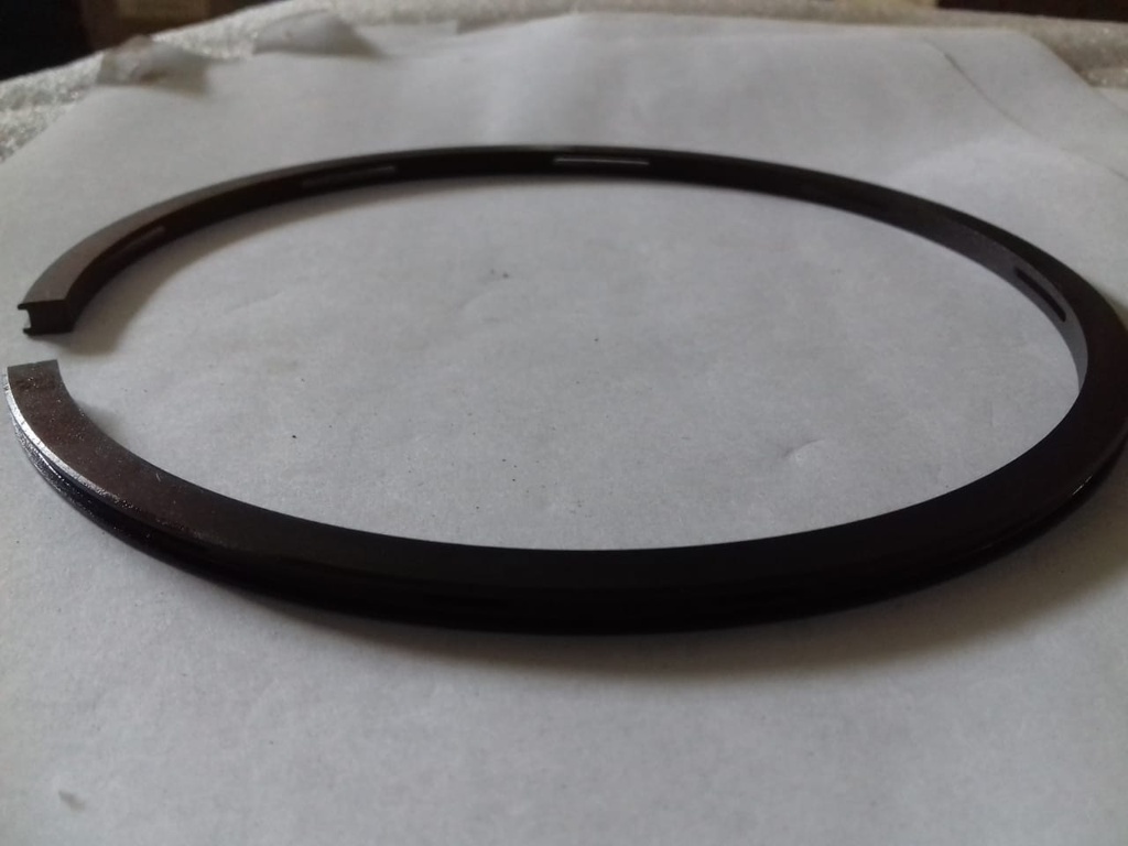 OIL SCRAPER RING (2ND STAGE)
