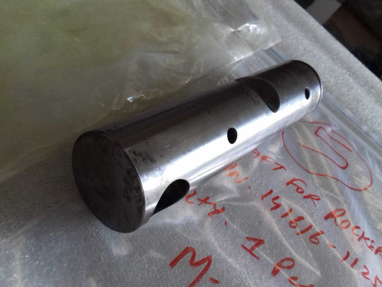 YANMAR SHAFT FOR ROCKER ARM M200