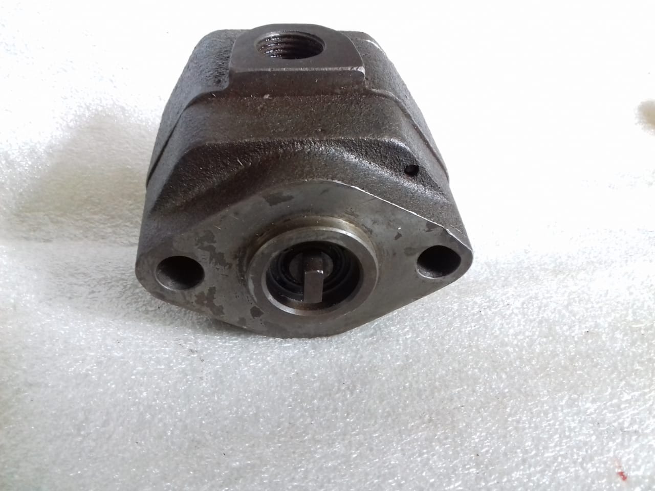 DAIHATSU LUBRICATING OIL PUMP