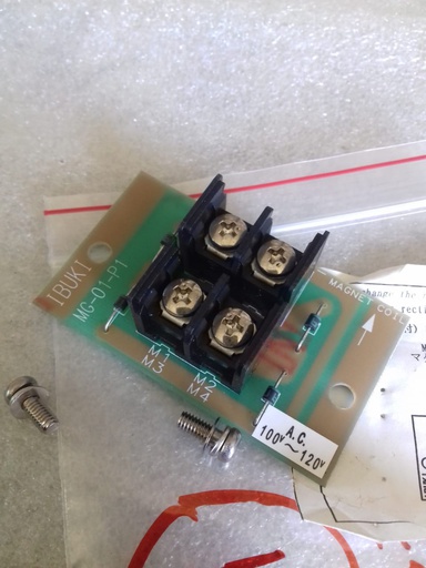 SOCKET FOR MAGNETIC COIL