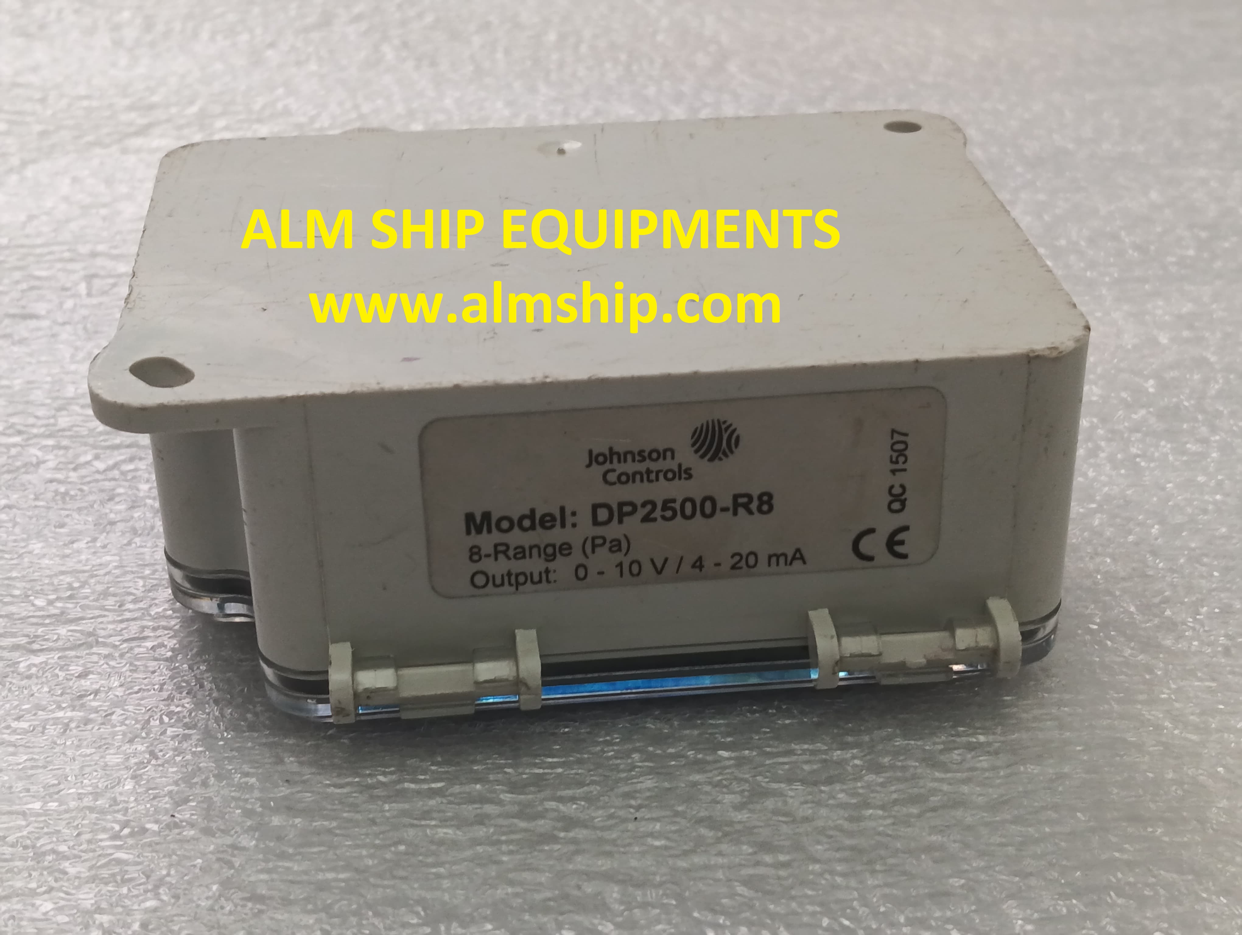 JOHNSON CONTROLS DP2500-R8 PRESSURE TRANSMITTER