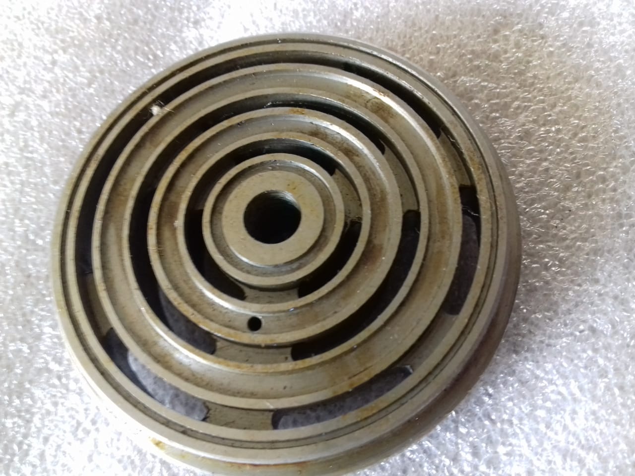 HAMWORTHY 2TF5/2TF54 2ND STAGE SUCTION VALVE SEAT